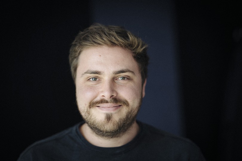 Die Absperrfrau – Traumjob Filmbranche