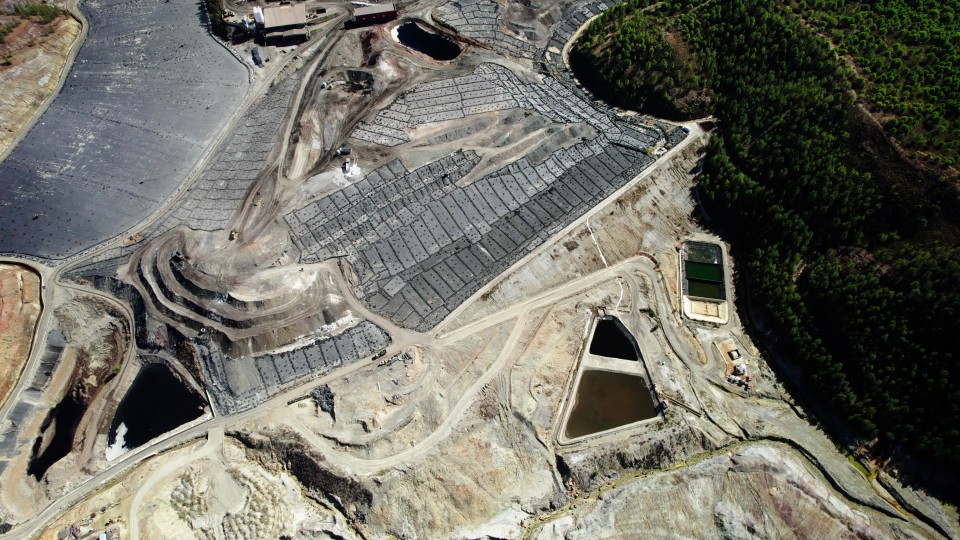 THE TOXIC MOUNTAIN
